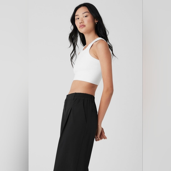 Alo Yoga Seamless Delight High Neck Bra - Picture 3 of 8